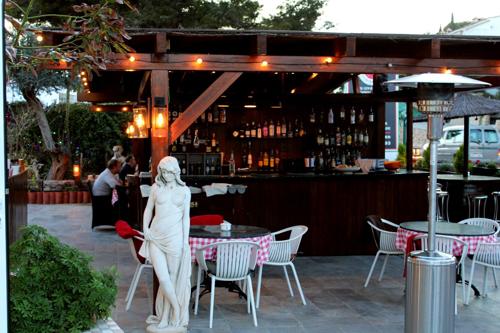 The garden bar